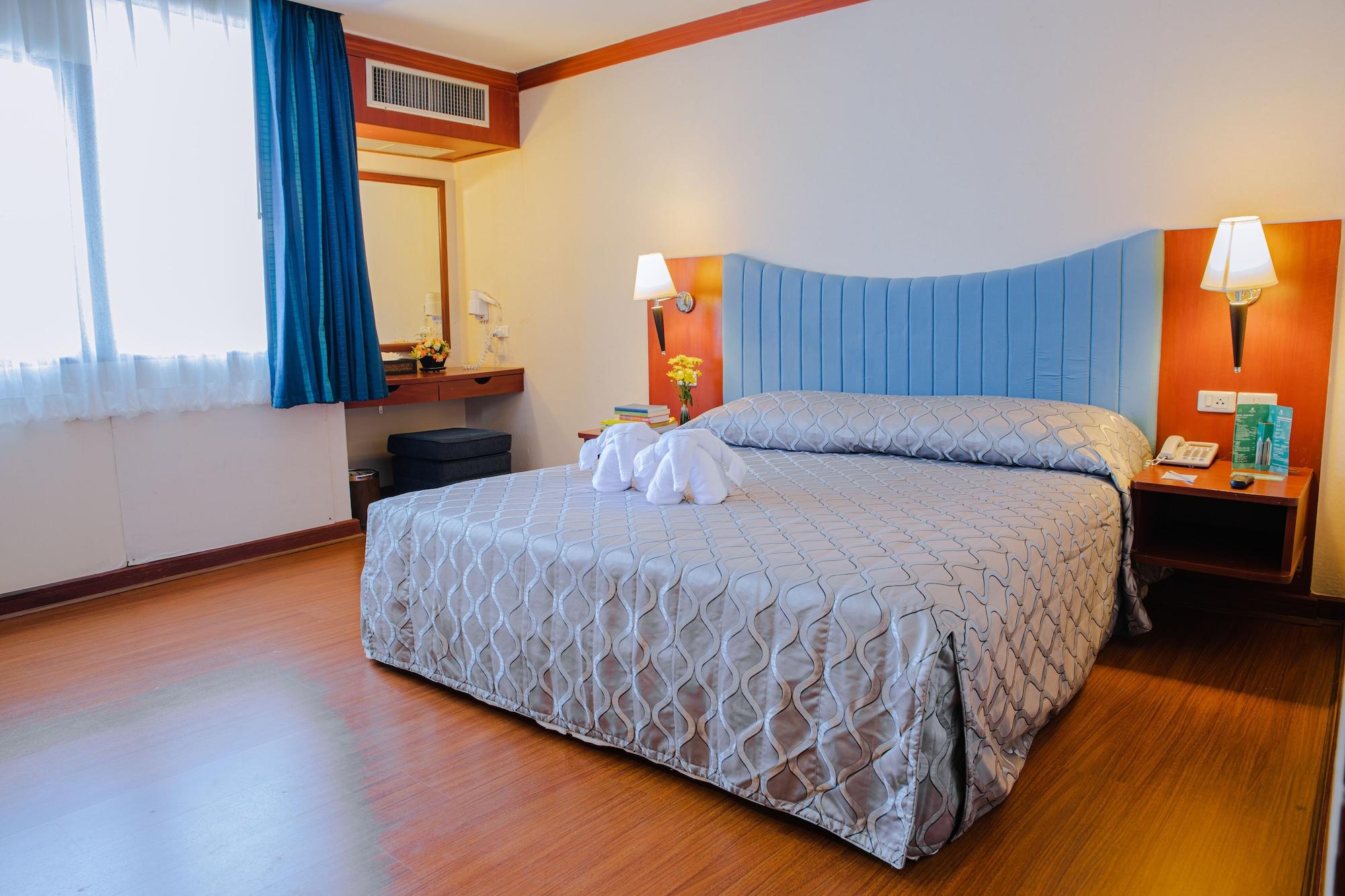 Baiyoke Suite Hotel Bangkok Buitenkant foto