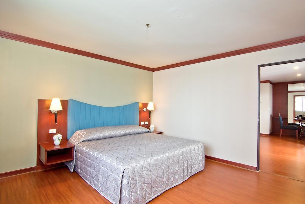 Baiyoke Suite Hotel Bangkok Buitenkant foto
