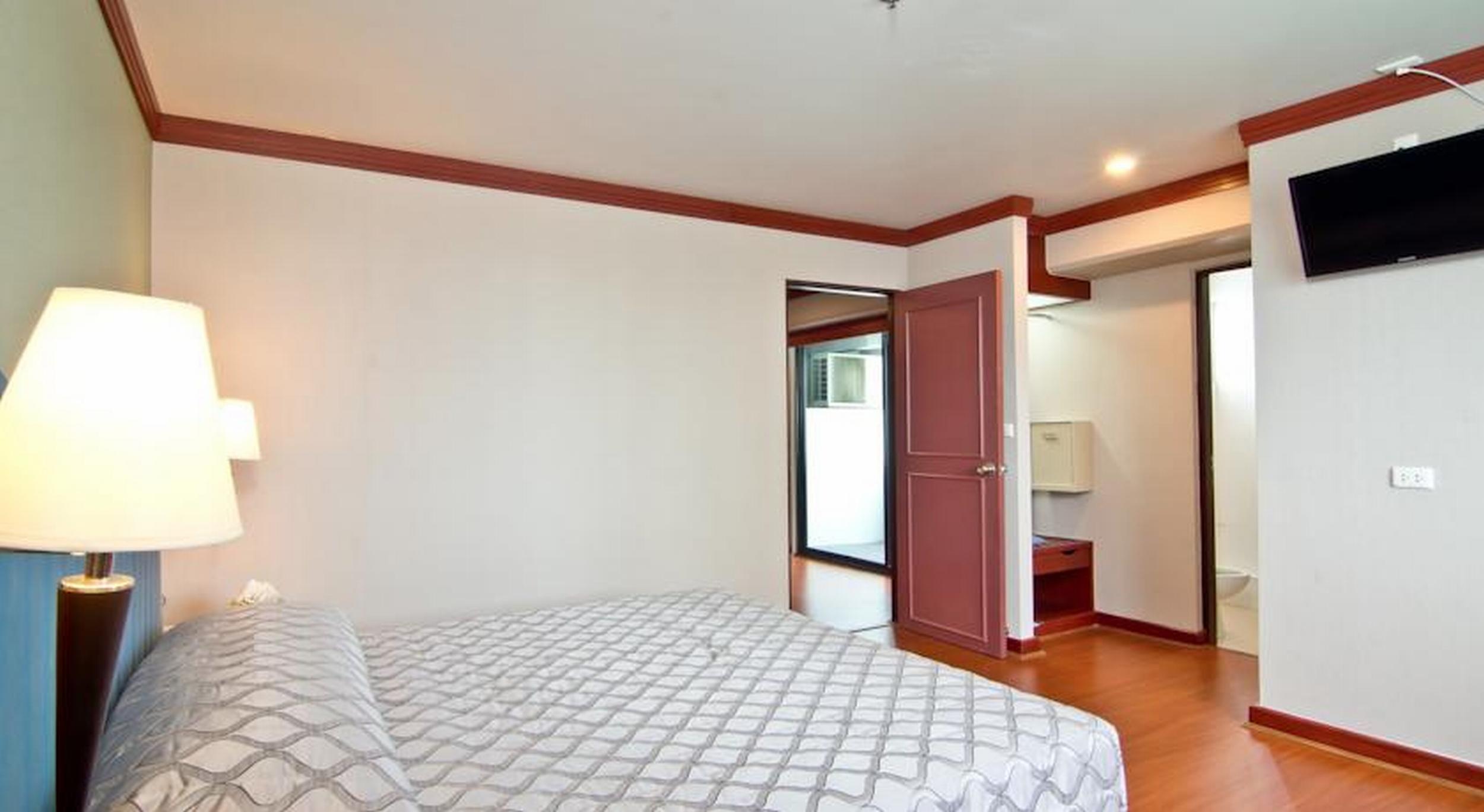 Baiyoke Suite Hotel Bangkok Buitenkant foto