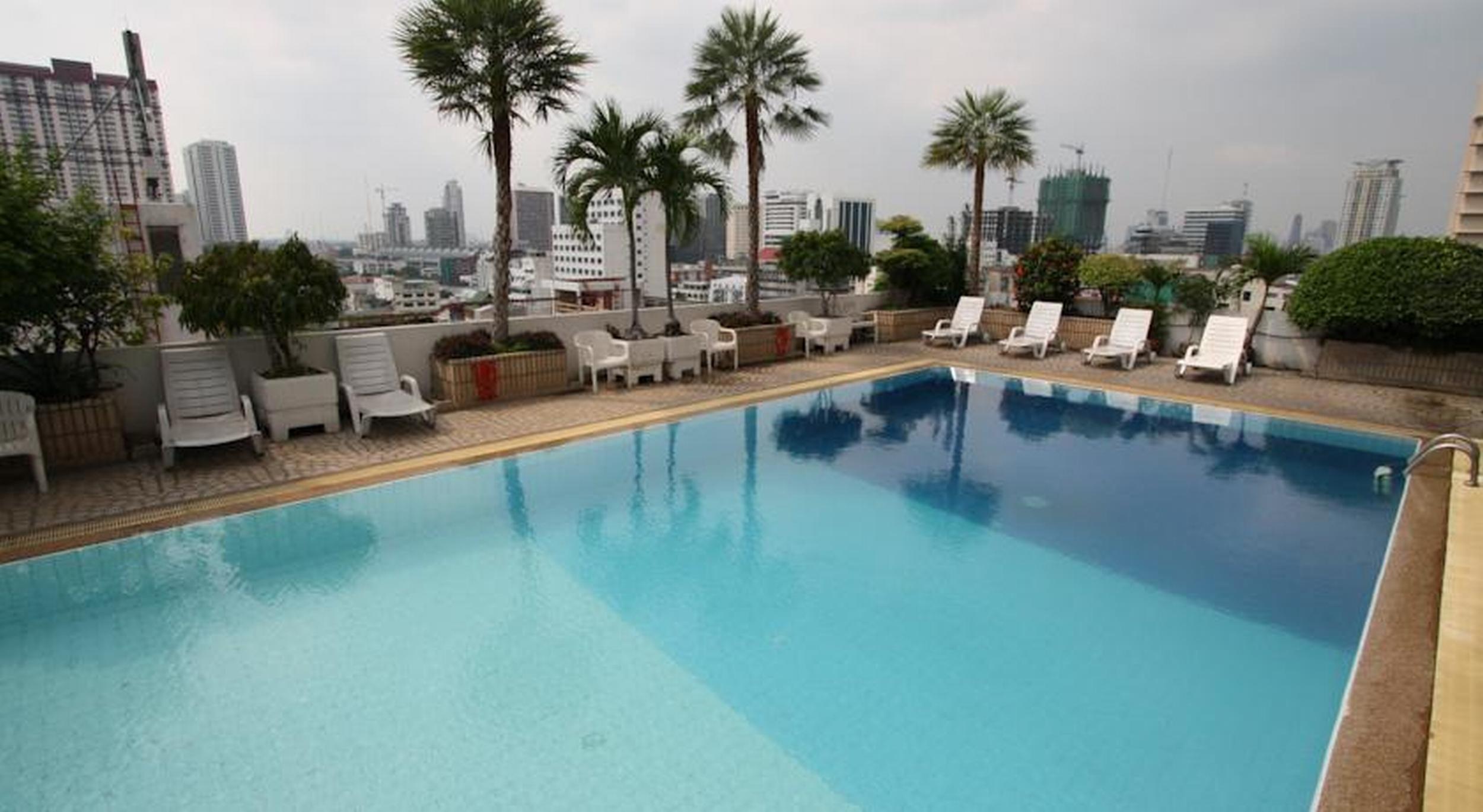 Baiyoke Suite Hotel Bangkok Buitenkant foto