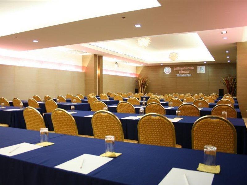 Baiyoke Suite Hotel Bangkok Buitenkant foto